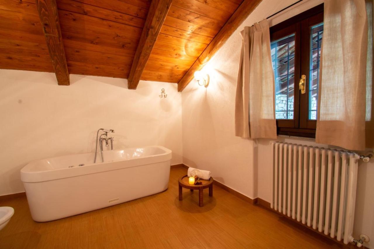 Quattrovigne - Country House Mango Exterior photo